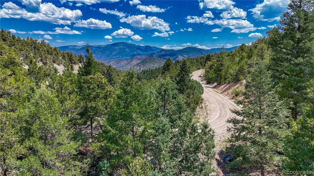 665 Lower Camp Road Howard CO 81233