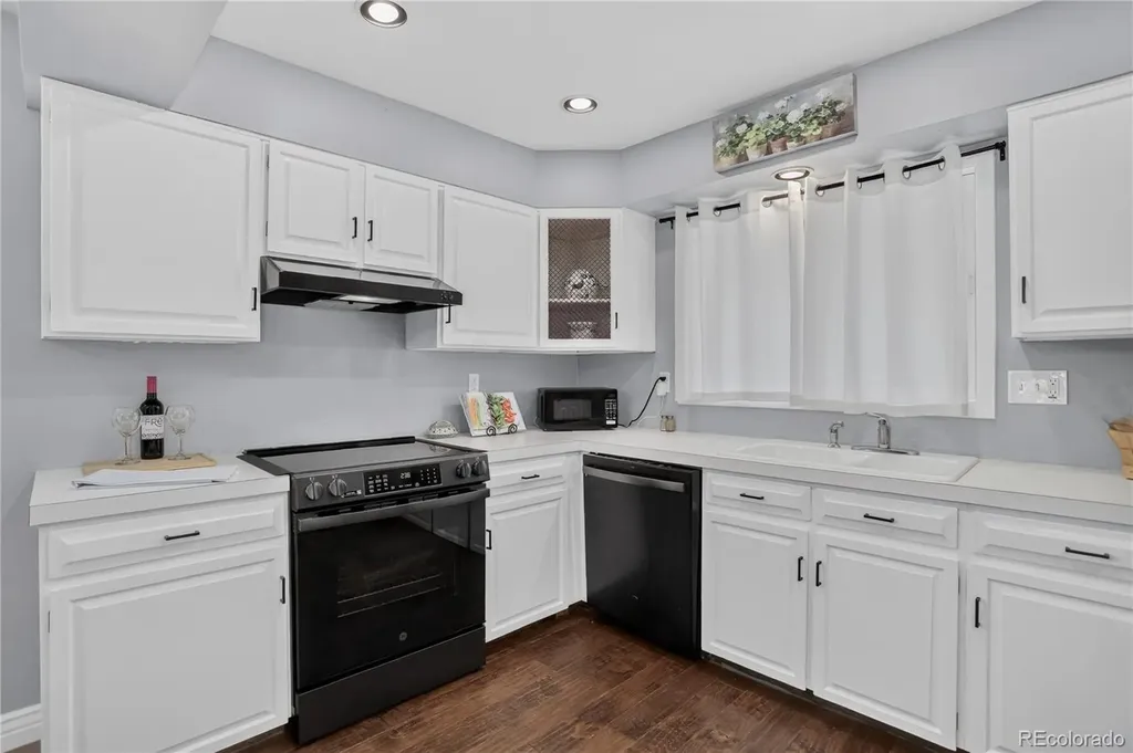 2338 Hearth Drive Evergreen CO 80439