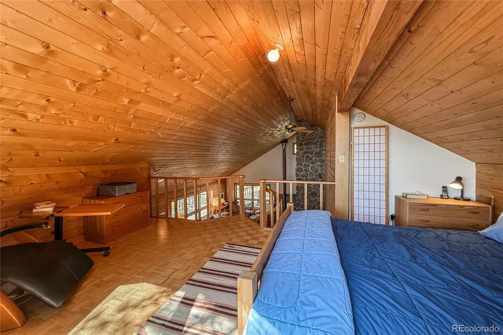 18673 State Highway 7 Lyons CO 80540