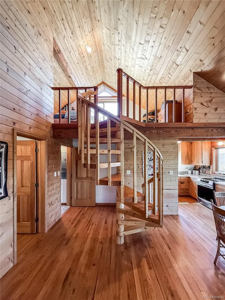 18673 State Highway 7 Lyons CO 80540