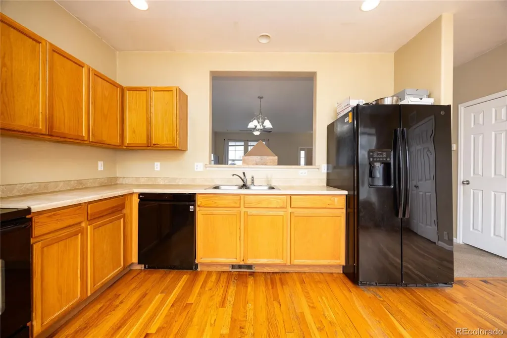 2008 Creekridge Point Colorado Springs CO 80910