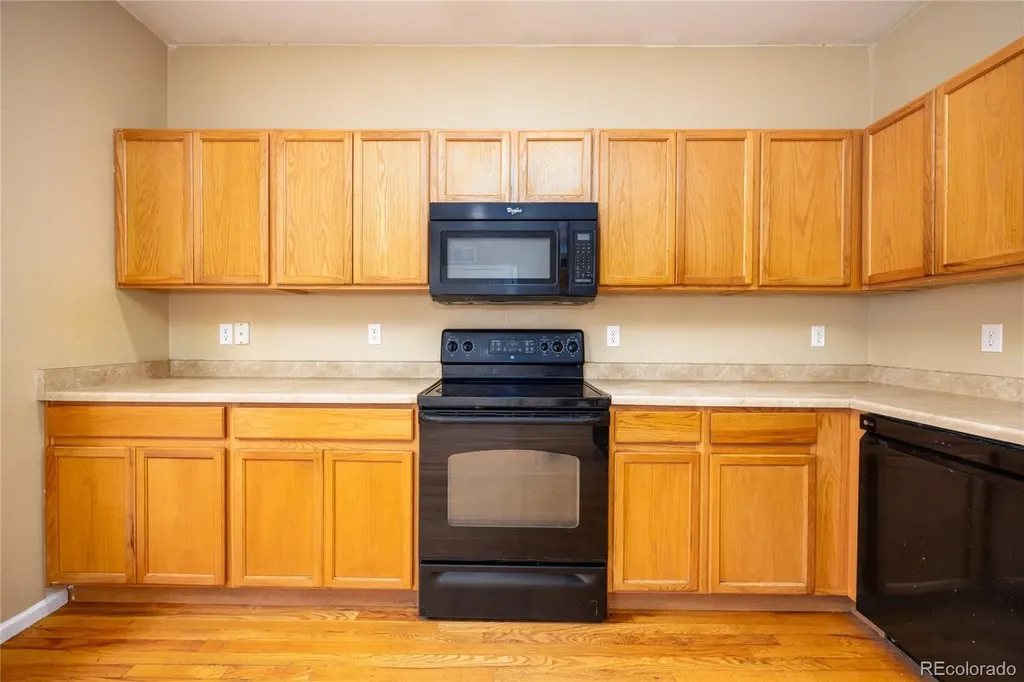 2008 Creekridge Point Colorado Springs CO 80910
