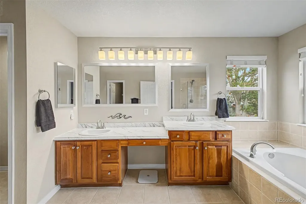 18216 E Weaver Place Aurora CO 80016