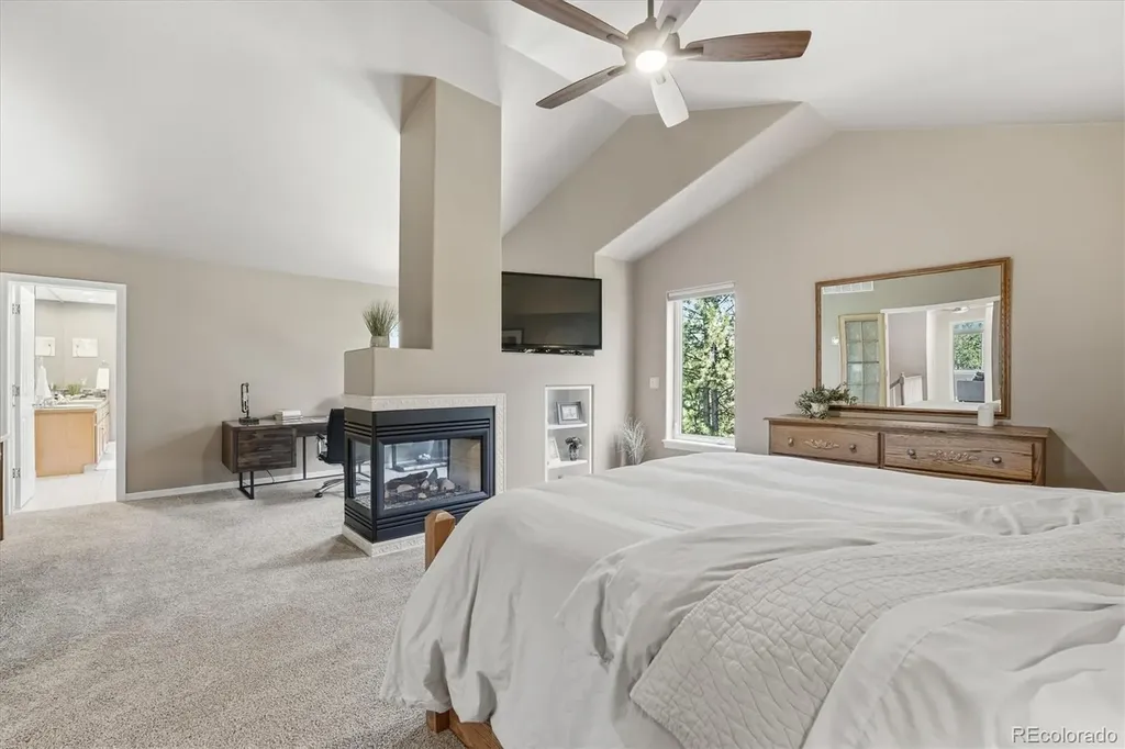 1952 Amethyst Drive Longmont CO 80504