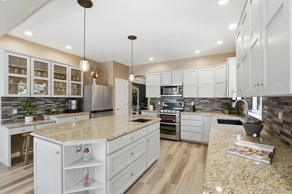 1952 Amethyst Drive Longmont CO 80504