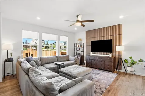 855 S Elk Way Aurora CO 80018