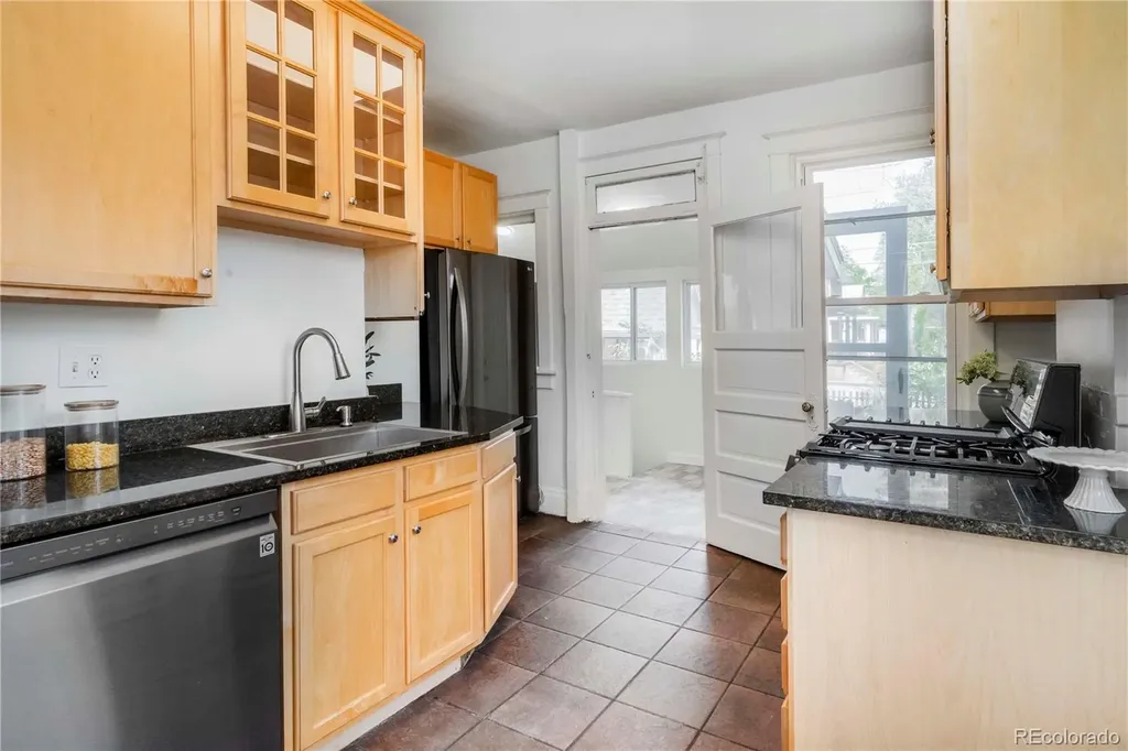 2500 N Gilpin Street Denver CO 80205