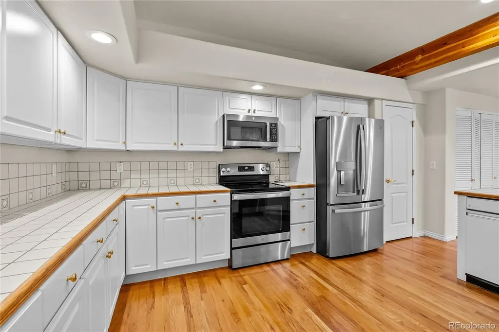 4418 Spiceglen Drive Colorado Springs CO 80906