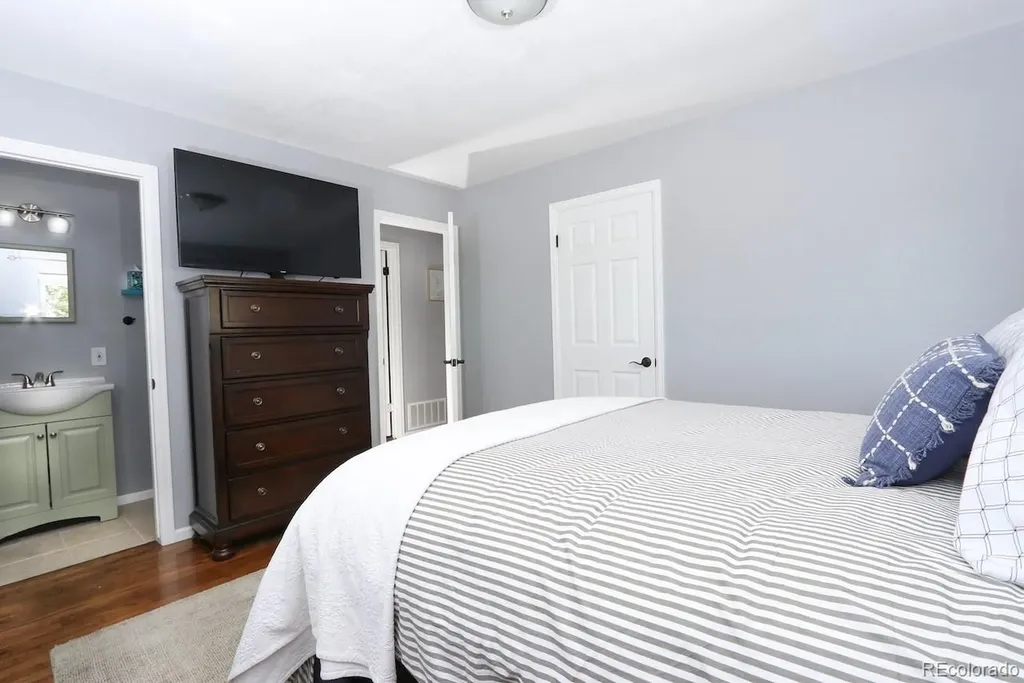 4945 W Amherst Avenue Denver CO 80236