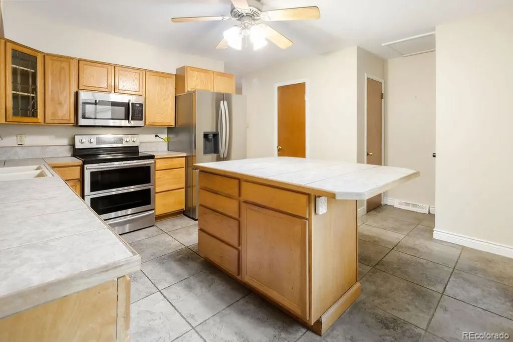3065 S Norman Court Denver CO 80224