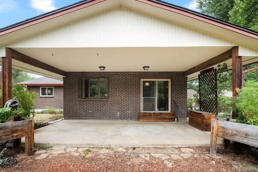 3065 S Norman Court Denver CO 80224