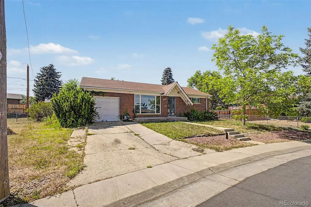 10693 Loren Lane Denver CO 80233