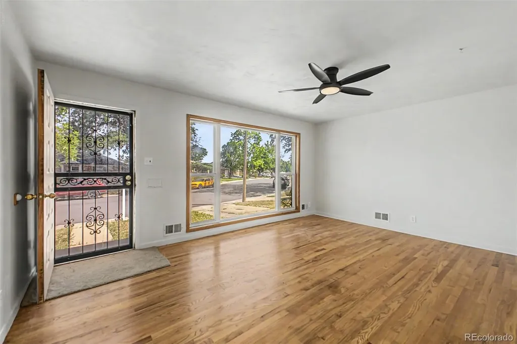 10693 Loren Lane Denver CO 80233