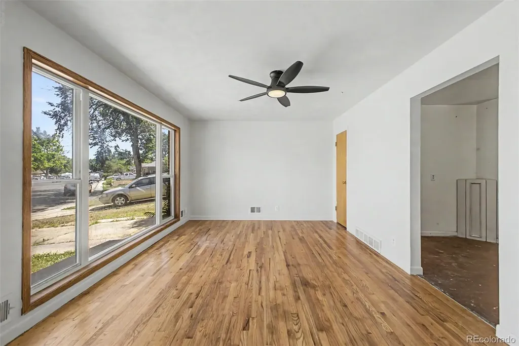 10693 Loren Lane Denver CO 80233