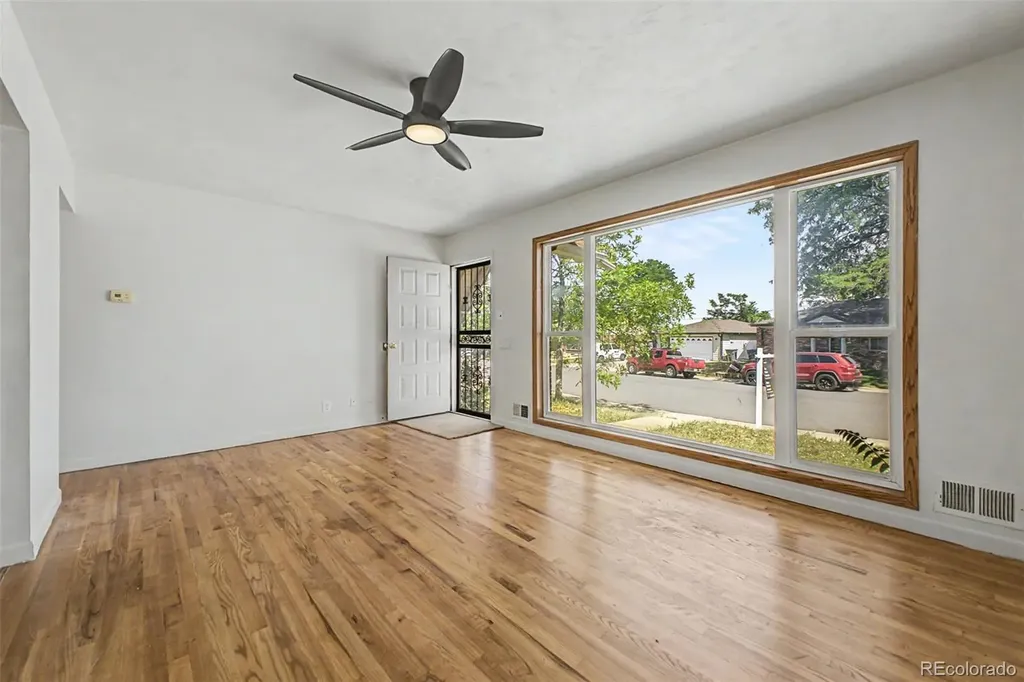 10693 Loren Lane Denver CO 80233