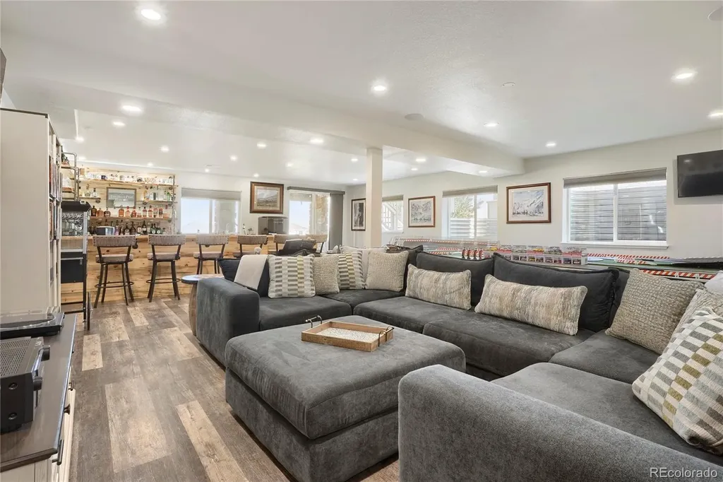 7749 S De Gaulle Court Aurora CO 80016