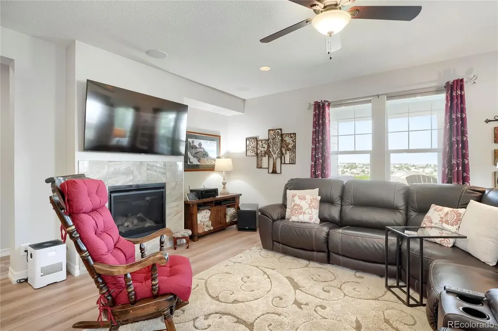 7749 S De Gaulle Court Aurora CO 80016