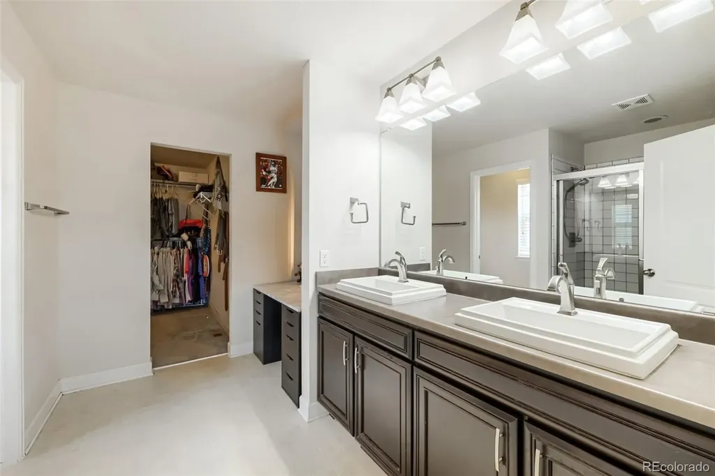 4949 S Valdai Way Aurora CO 80015