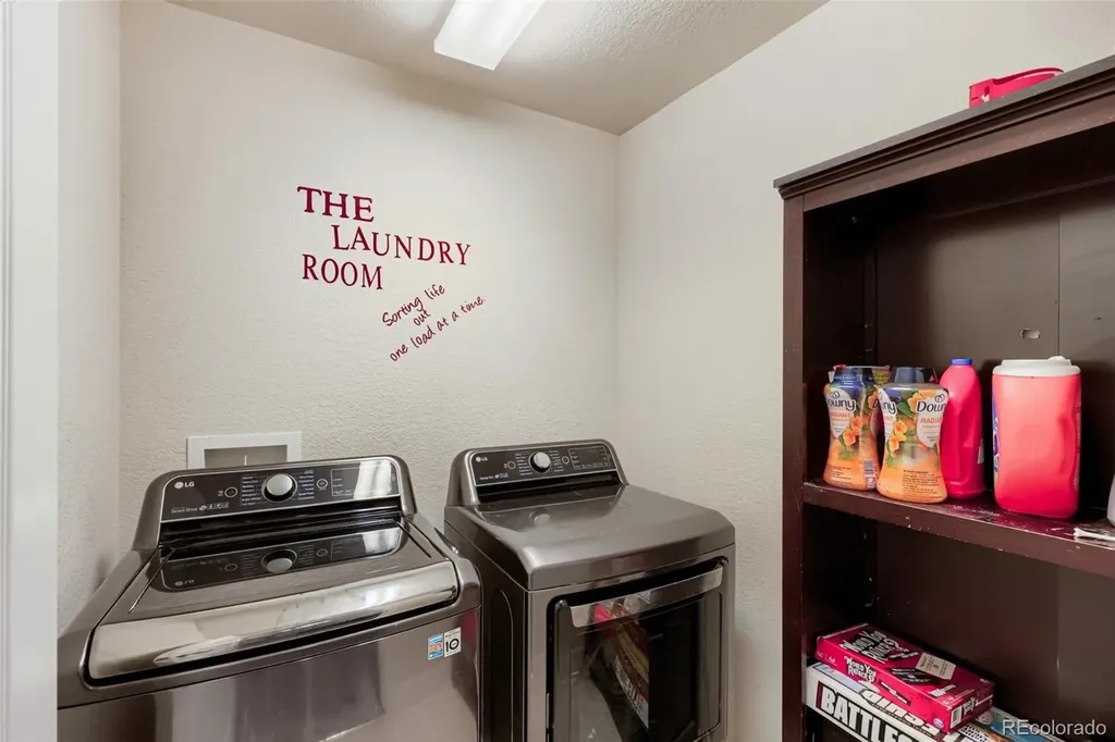 4949 S Valdai Way Aurora CO 80015