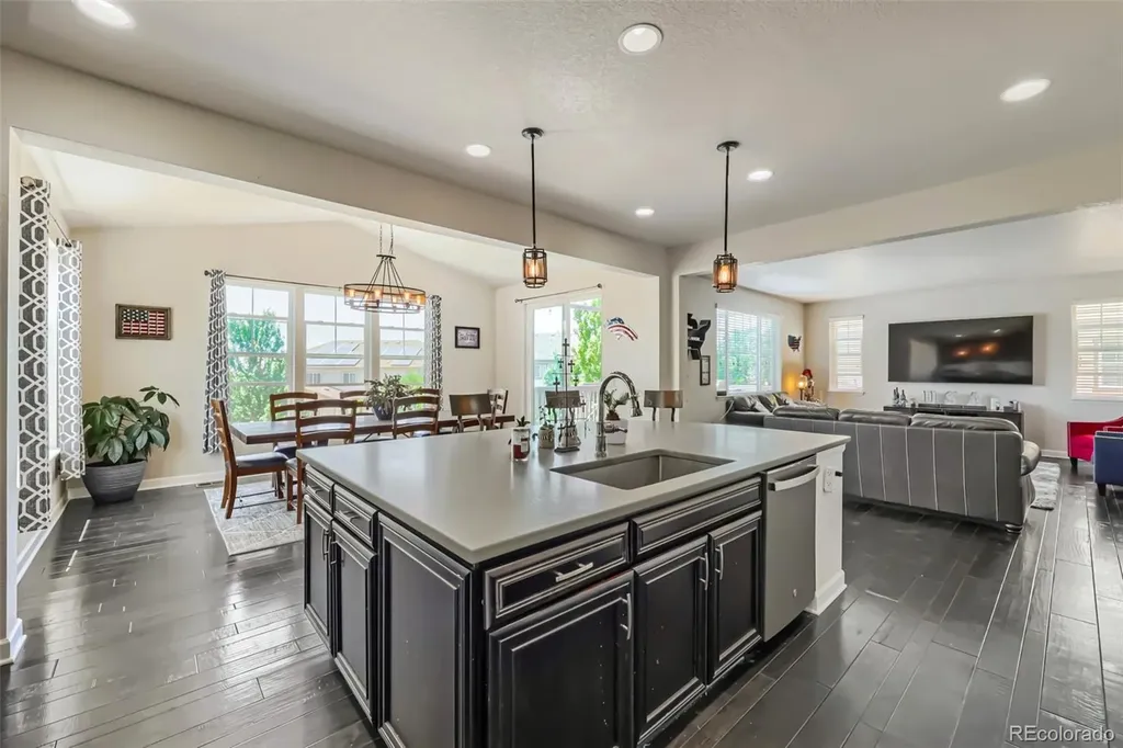 4949 S Valdai Way Aurora CO 80015