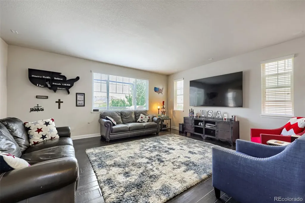 4949 S Valdai Way Aurora CO 80015