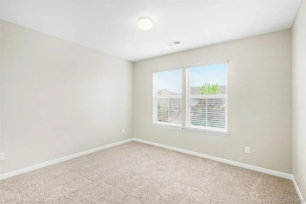 4956 S Tempe Way Aurora CO 80015