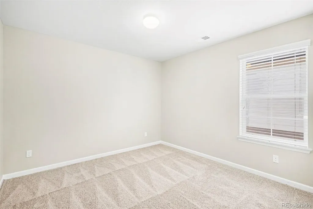 4956 S Tempe Way Aurora CO 80015
