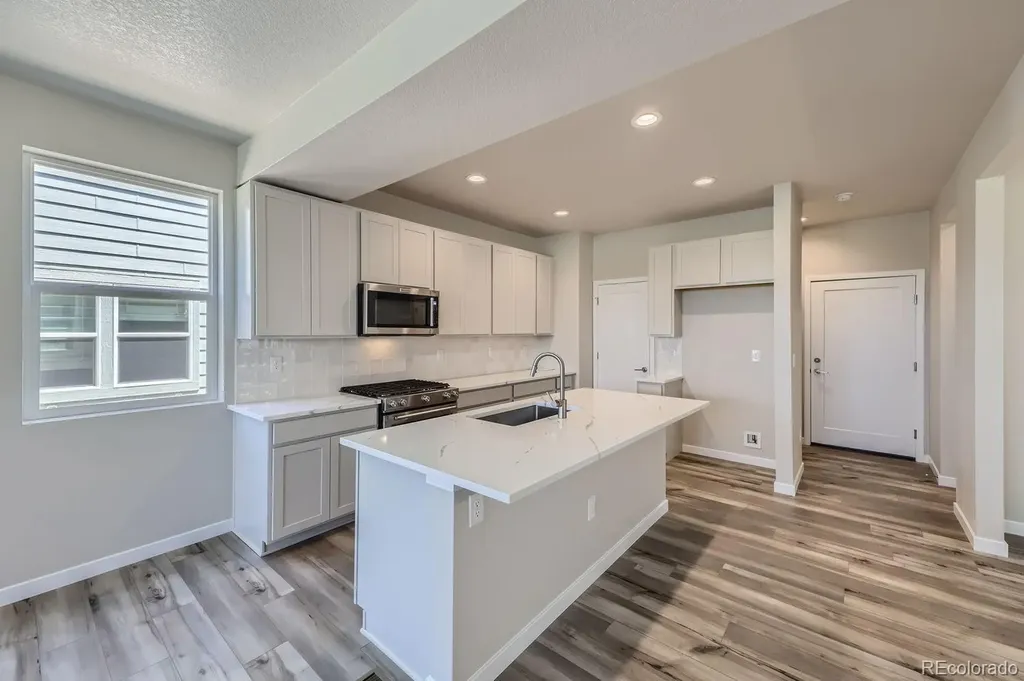 2702 E 103rd Avenue Thornton CO 80229
