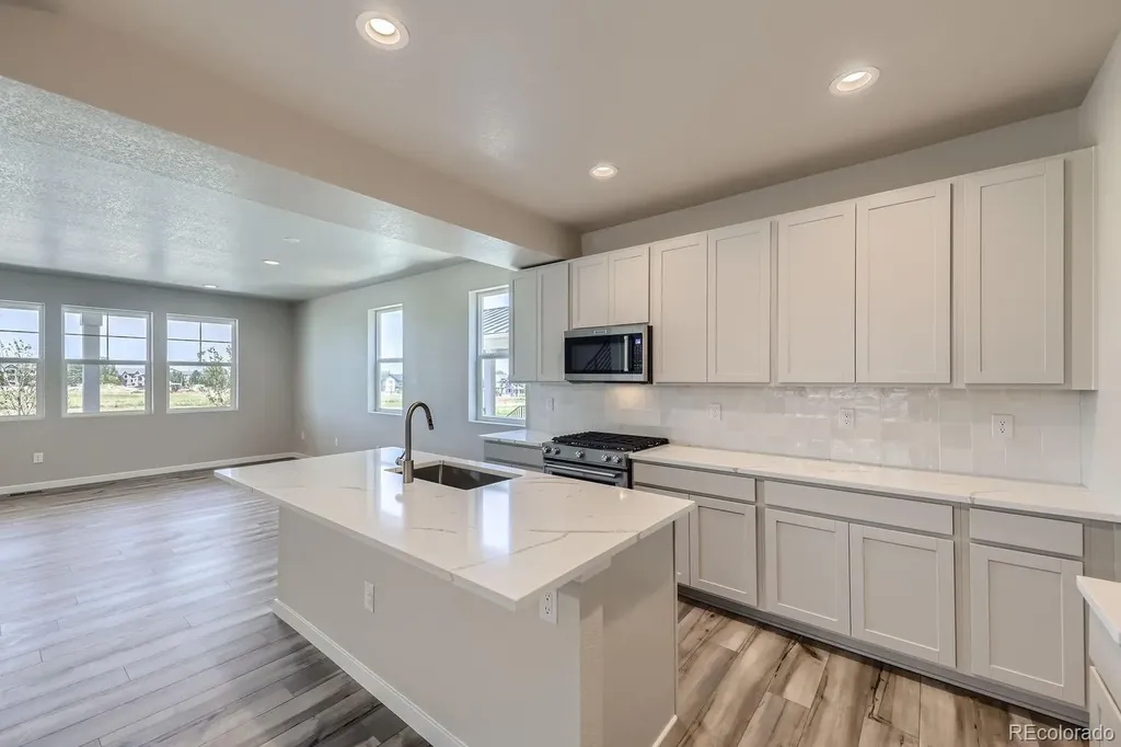 2702 E 103rd Avenue Thornton CO 80229