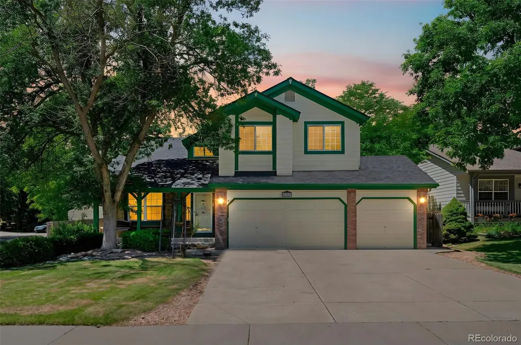 8359 S Flower Way Littleton CO 80128