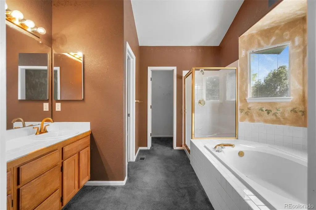 8359 S Flower Way Littleton CO 80128