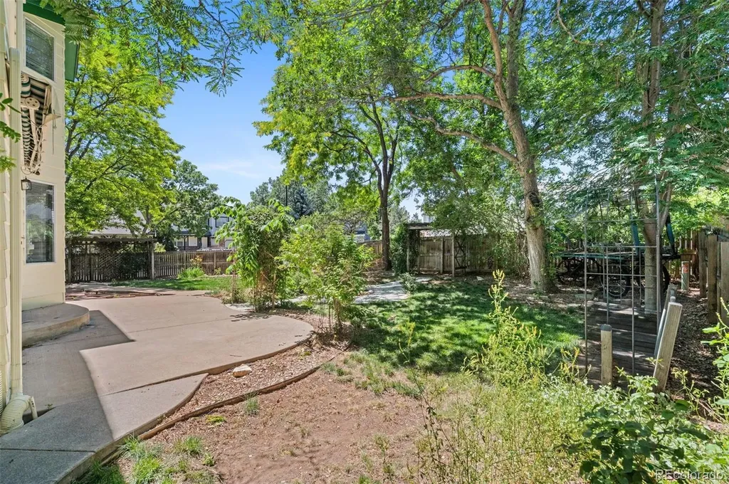8359 S Flower Way Littleton CO 80128