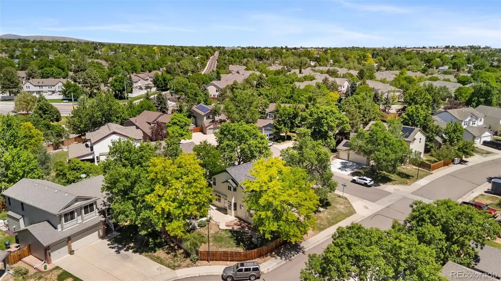 8359 S Flower Way Littleton CO 80128