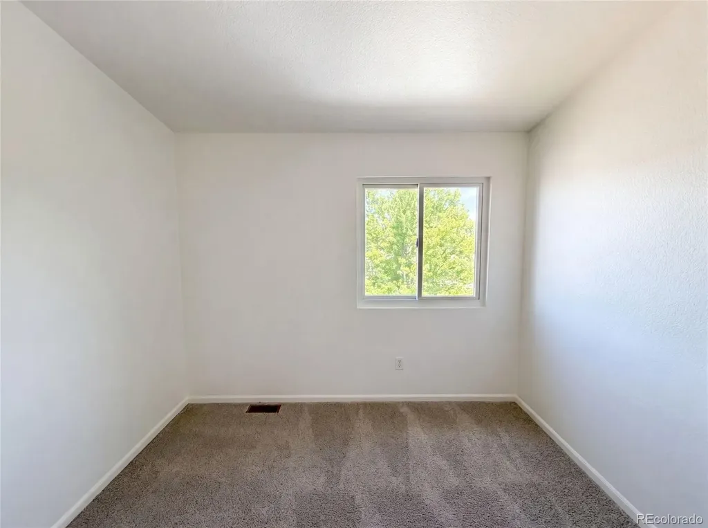 7190 Pine Hills Way Littleton CO 80125