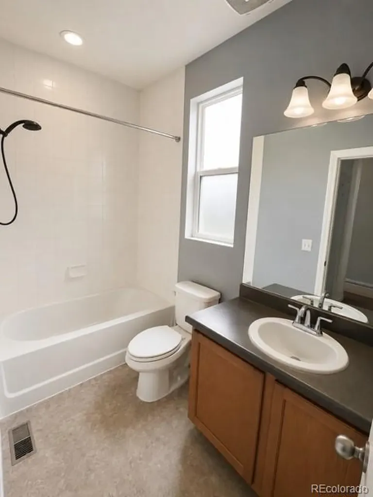 10562 Racine Circle Commerce City CO 80022