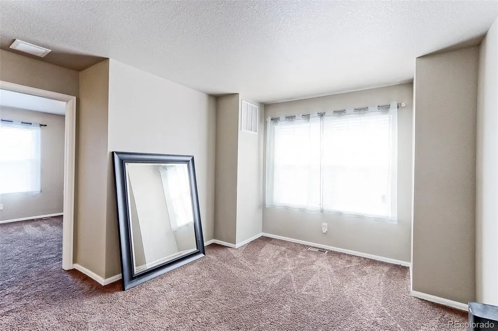 10434 Troy Street Commerce City CO 80022
