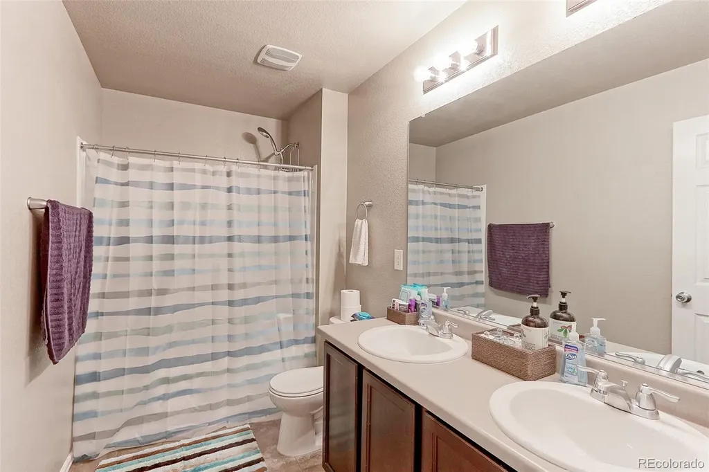 10434 Troy Street Commerce City CO 80022