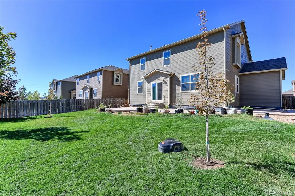 10434 Troy Street Commerce City CO 80022