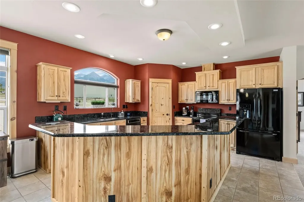 497 E Blarney Stone Road Howard CO 81233