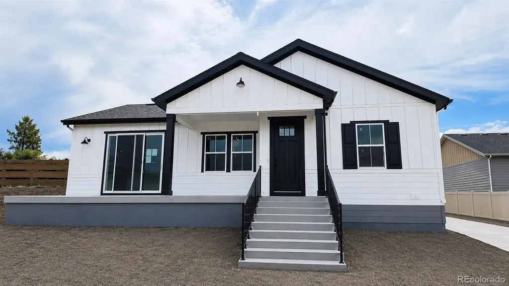 9175 Violet Way Arvada CO 80007