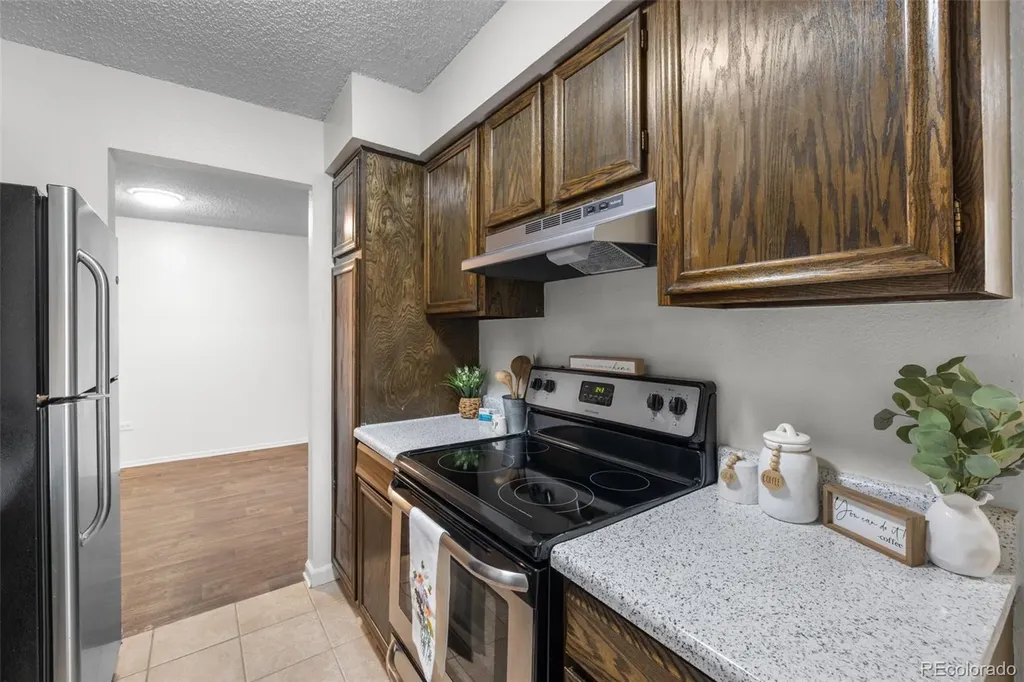 4565 S Lowell Boulevard Denver CO 80236