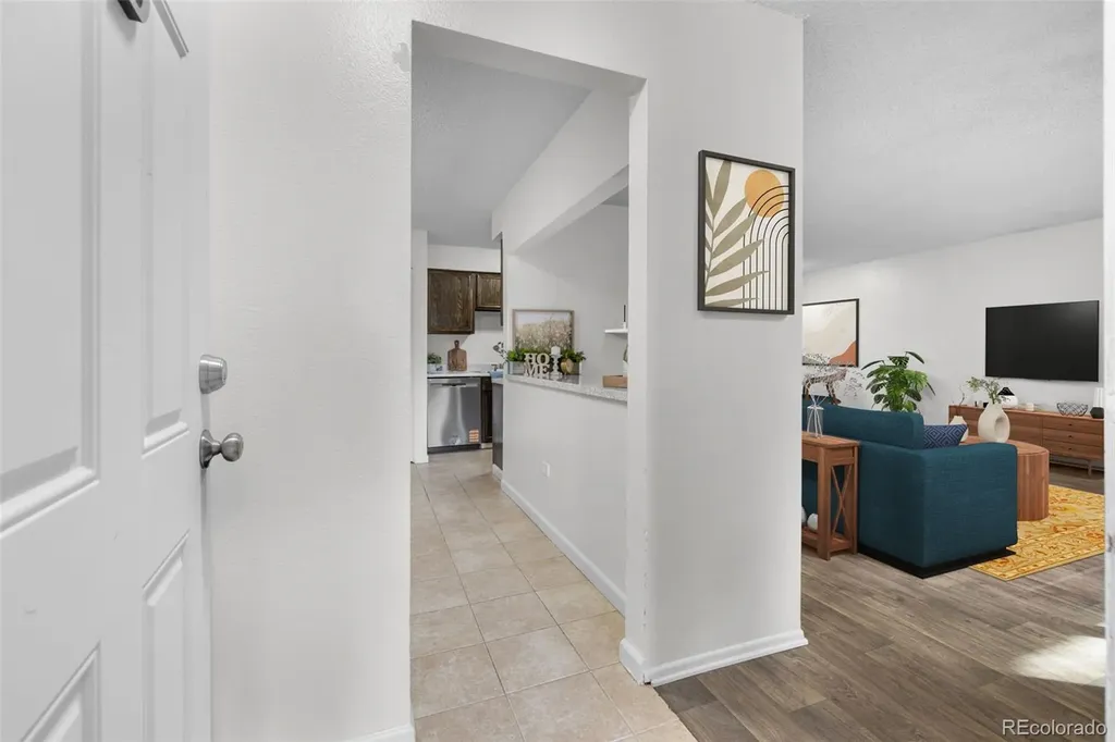 4565 S Lowell Boulevard Denver CO 80236
