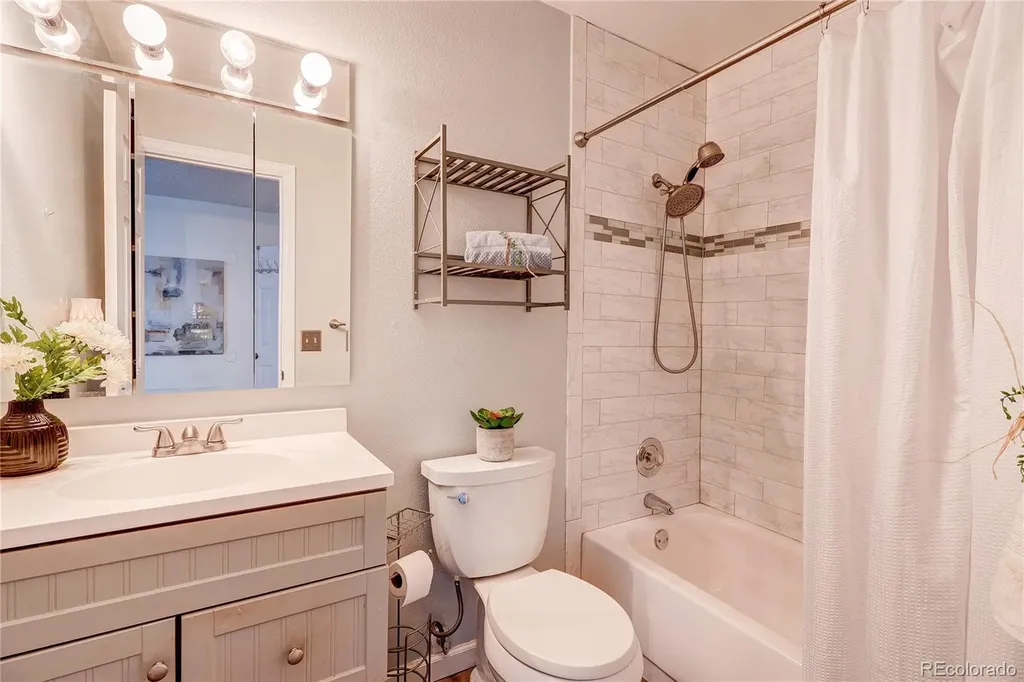 11949 E Iowa Avenue Aurora CO 80012