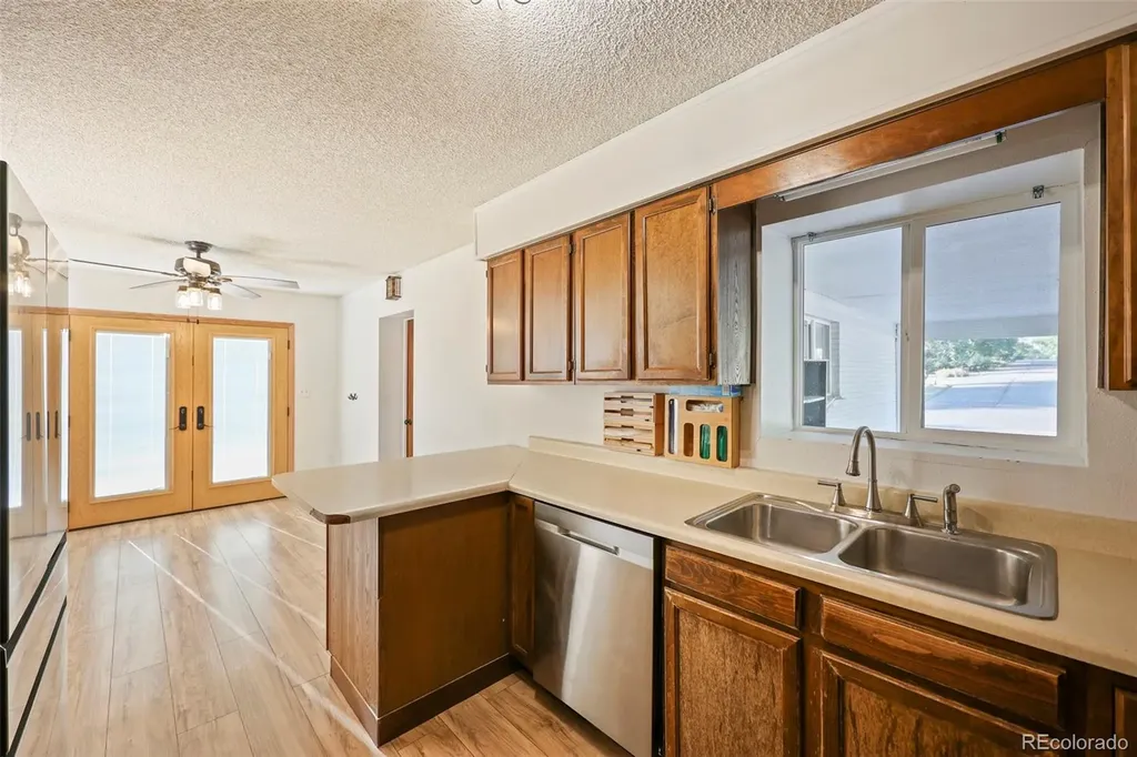 9275 W 8th Avenue Denver CO 80215