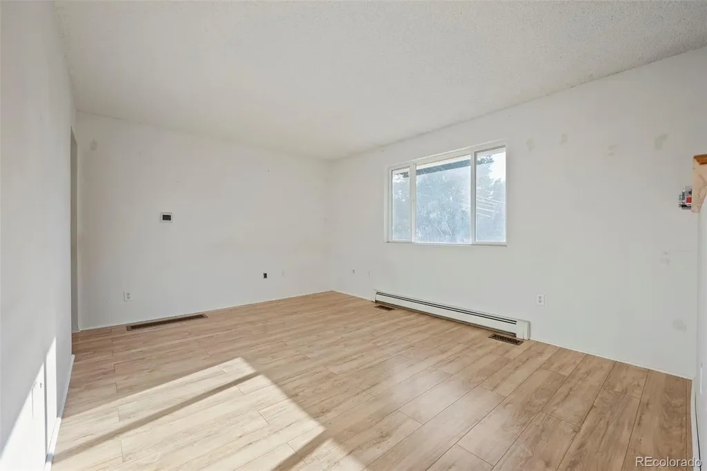 9275 W 8th Avenue Denver CO 80215