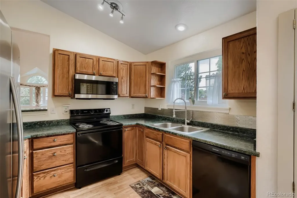 18130 E Bethany Place Aurora CO 80013