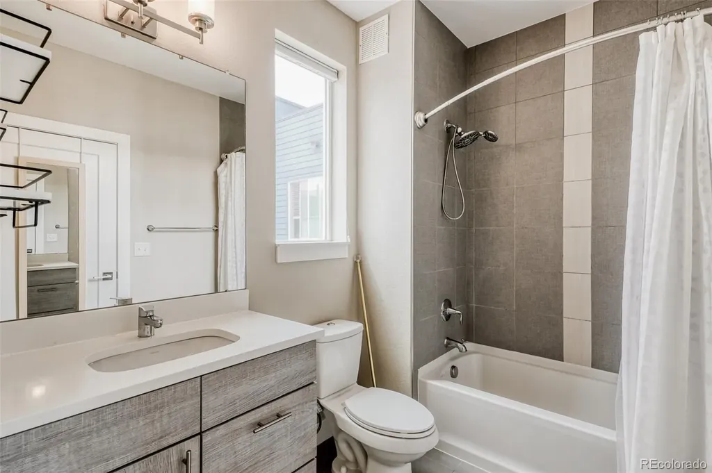 3519 W 16th Avenue Denver CO 80204