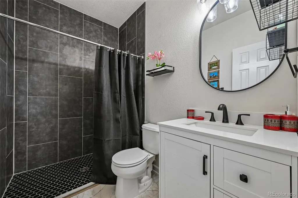 247 N Coolidge Way Aurora CO 80018