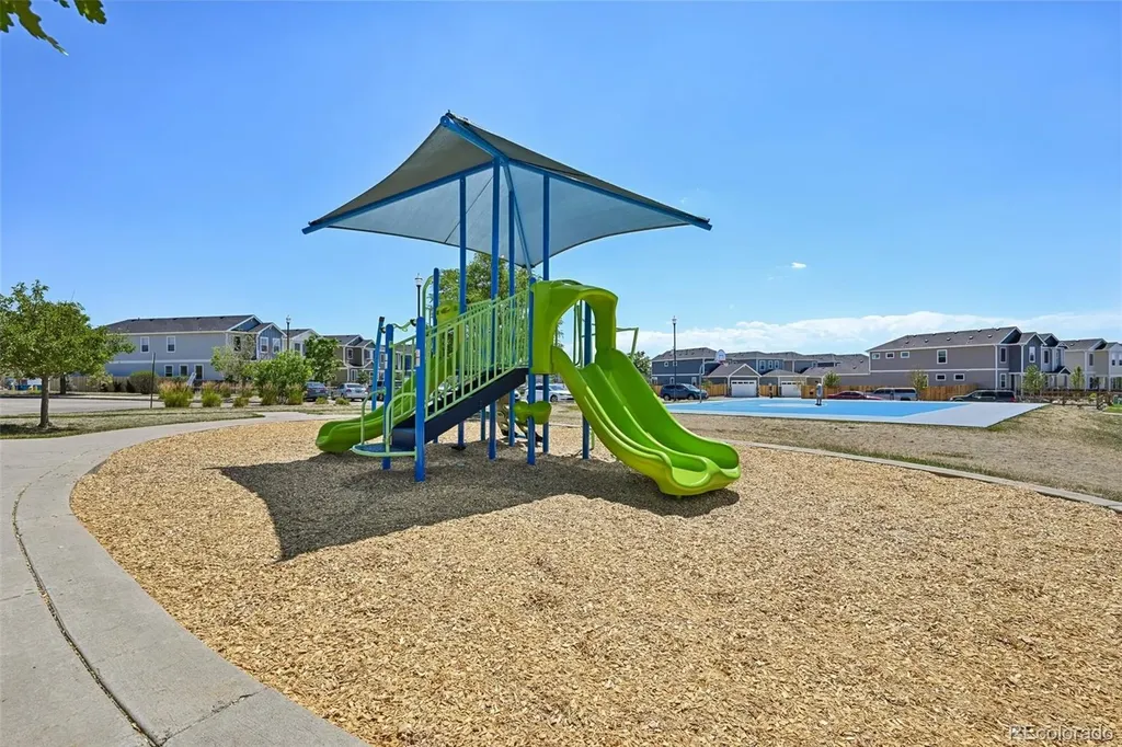 247 N Coolidge Way Aurora CO 80018