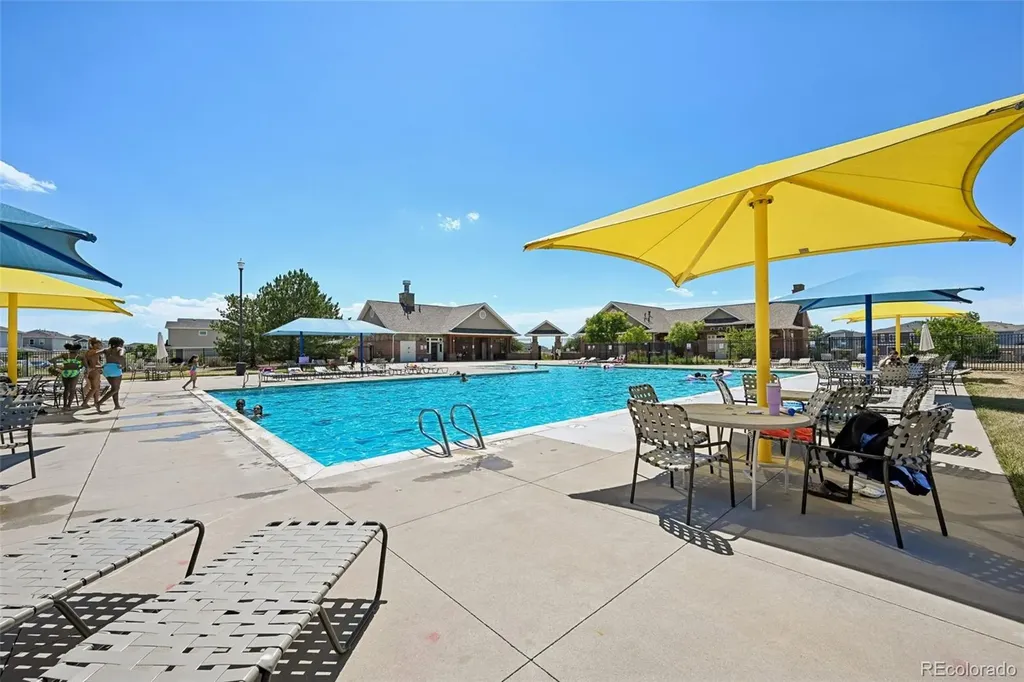 247 N Coolidge Way Aurora CO 80018